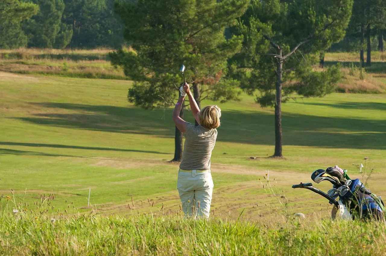 Les Maisons Du Golf D'Armagnac Eauze 3*,